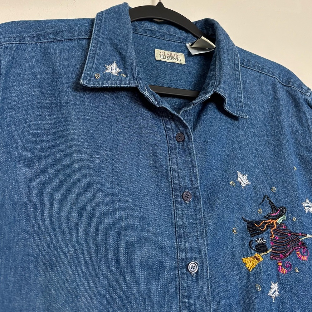 Classic Elements Embroidered Witch Black Cat Denim Shirt Size 12 Blue Halloween - Picture 3 of 11
